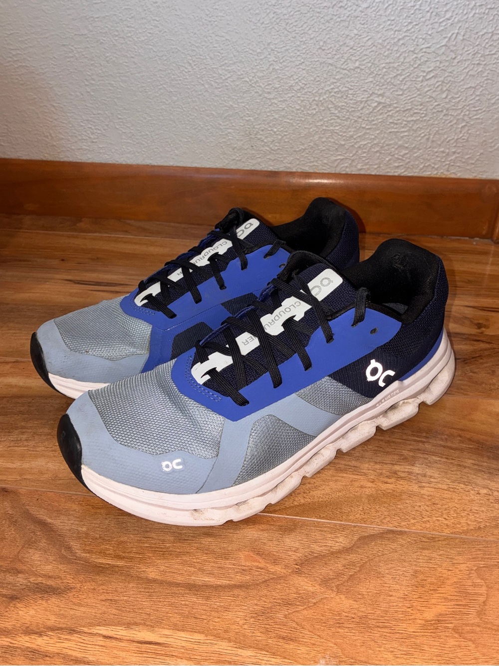 On Cloud Women’s Cloudrunner Athletic Running Sneaker Shoes, blue - size 9
